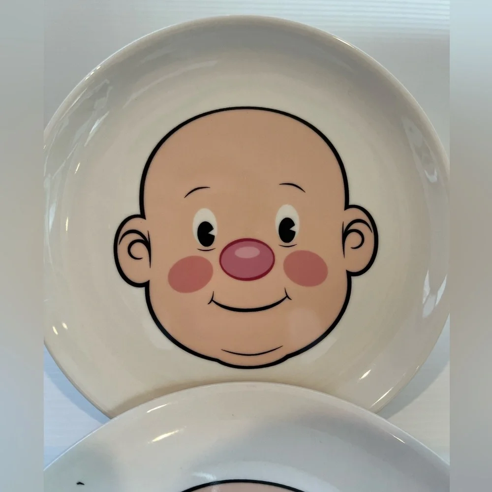 Set of 2: food face ceramic plates